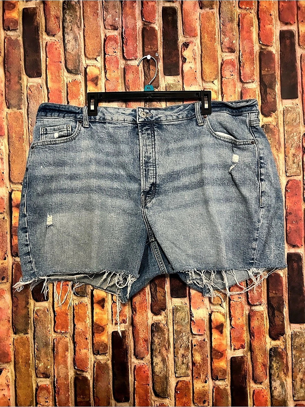 Old Navy High-Rise OG Straight Secret-Smooth Pockets Distressed Jean Shorts Wais